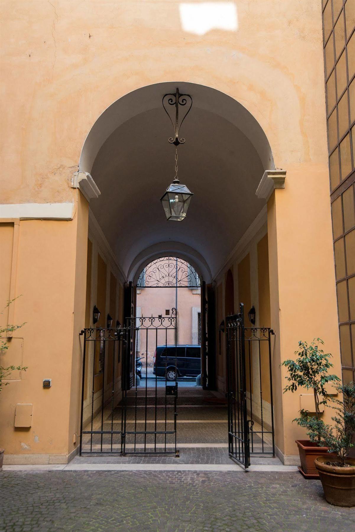 Assunta Domus Hotel Rome Exterior photo